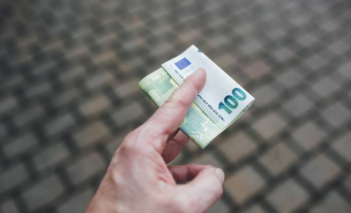 Nueva ley: Pagos en efectivo hasta 1.000€